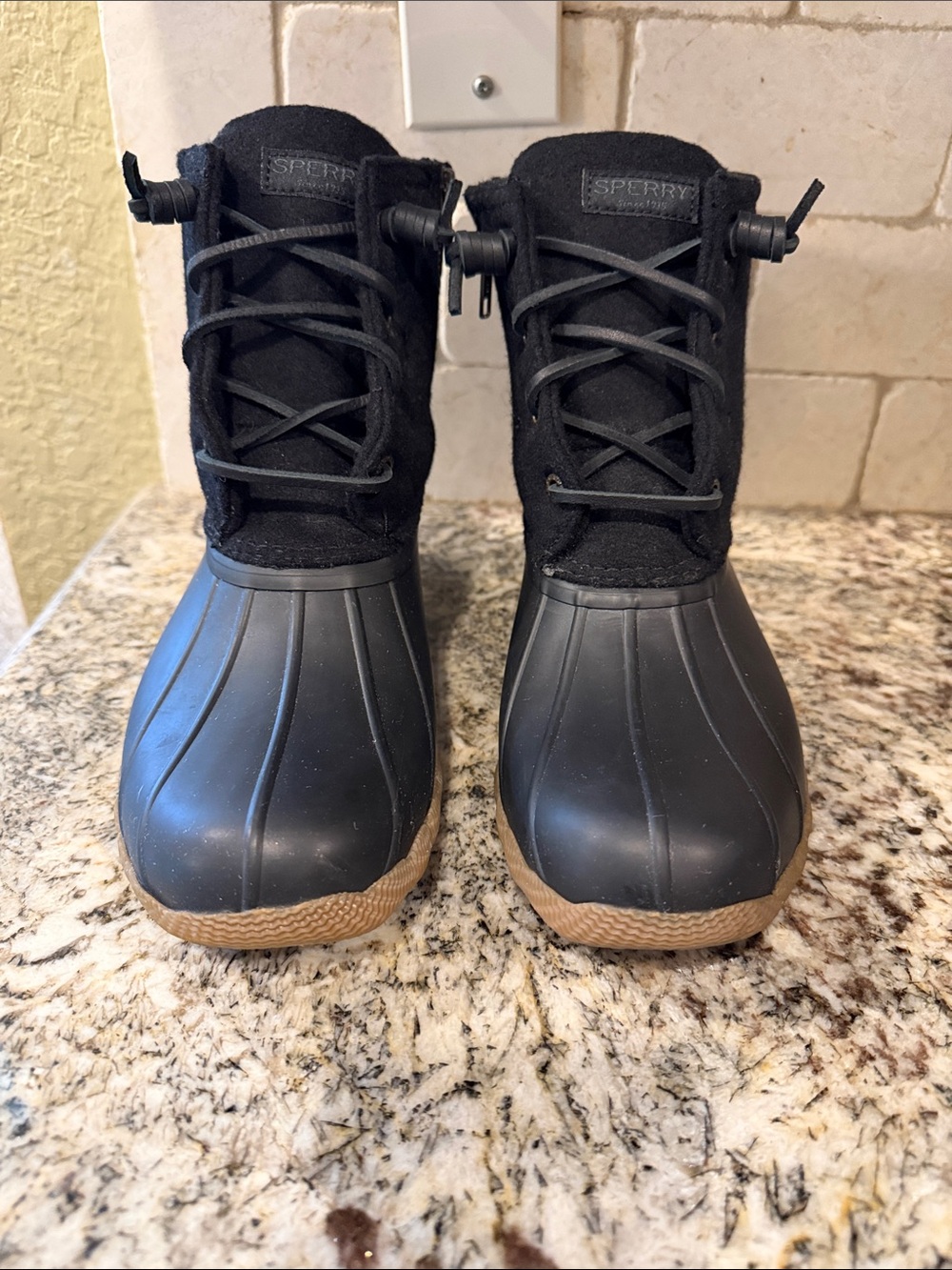 Sperry Saltwater Duck Boots Womens 7.5 Black Waterproof Lace Up Ankle